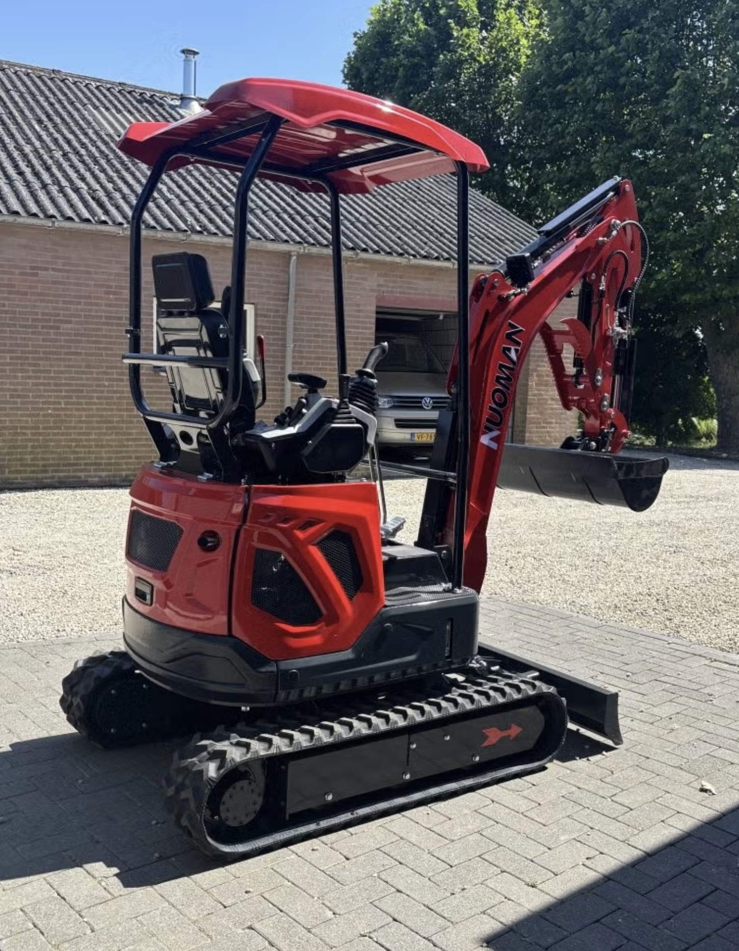 Nuoman-minigraver-servo-1800kg