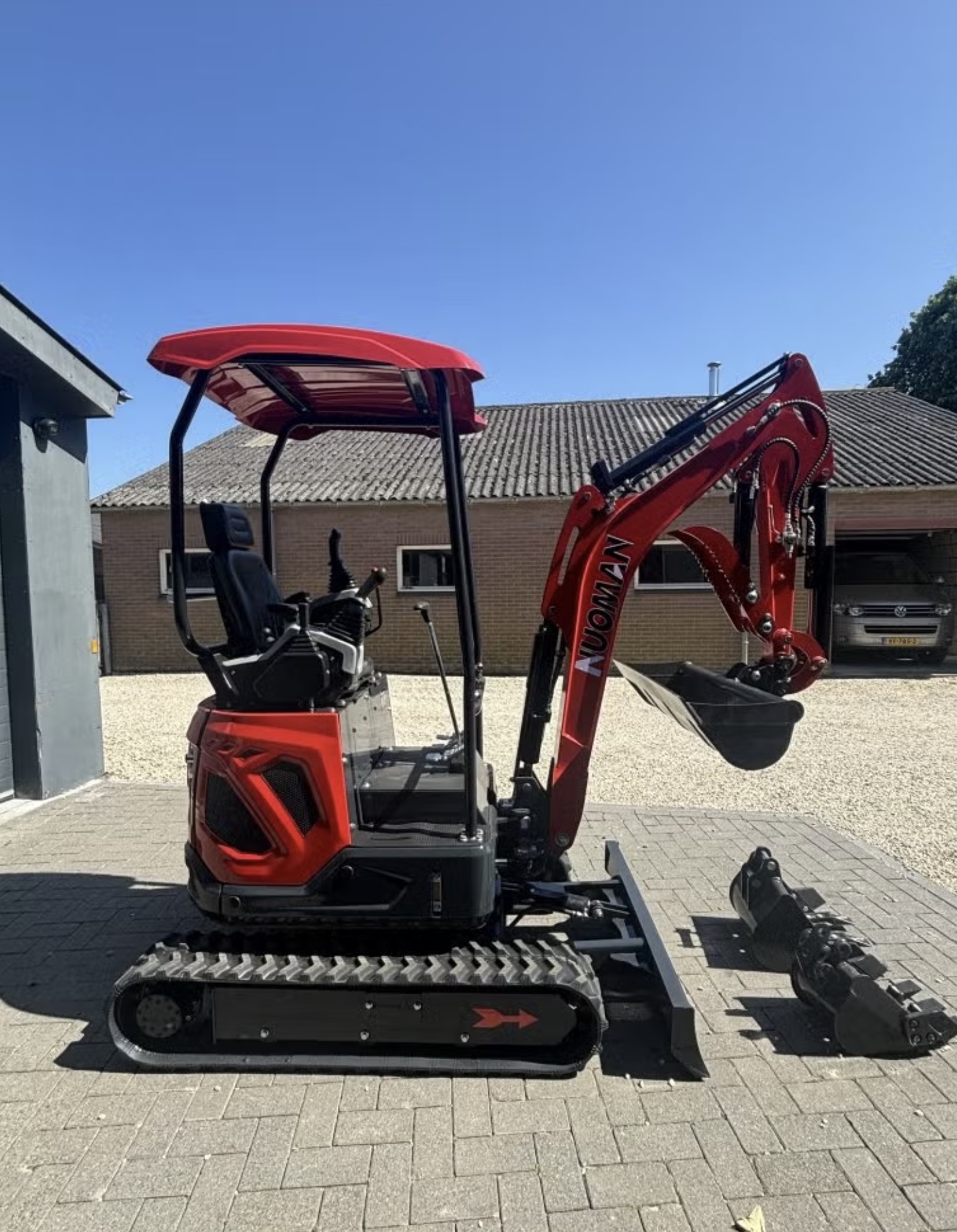 Minigraver nuoman 1.8ton